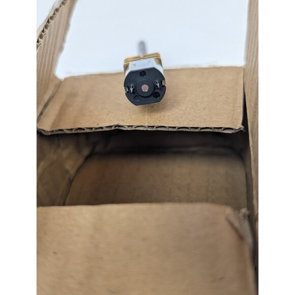 Threaded Shaft M4 55mm DC Gear Motor 3V 6V 12V Mini Electric Screw Red 12V 30RPM - Picture 3 of 8